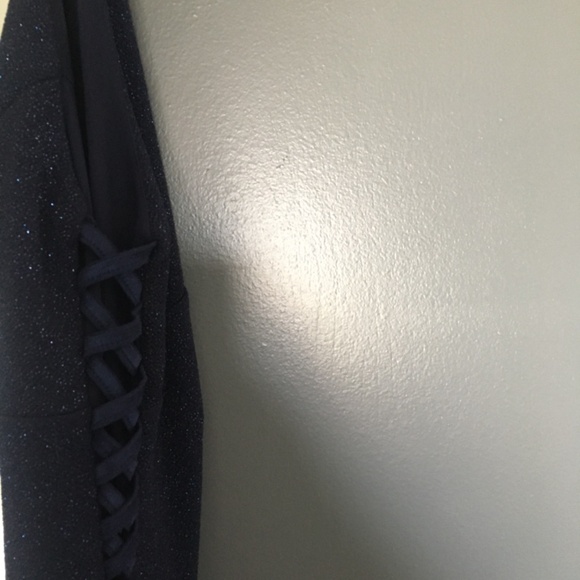 Navy formal dress - Picture 4 of 6